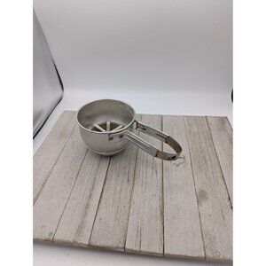 Vintage FOLEY 2326761 Aluminum Hand Held Spring Handle Sifter #2